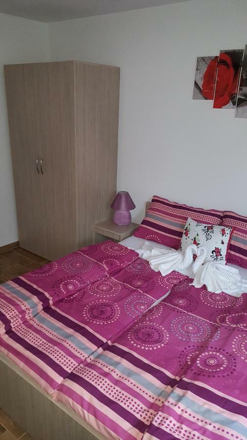 Apartment Rose Pula Extérieur photo